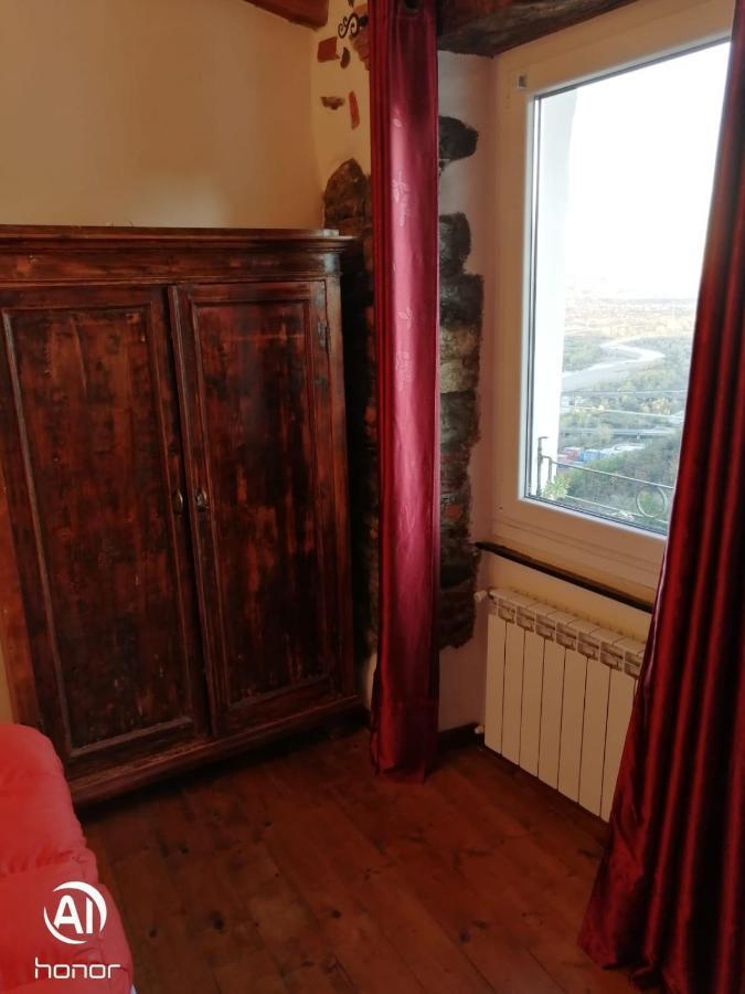 Vezzhouse Vezzano Ligure